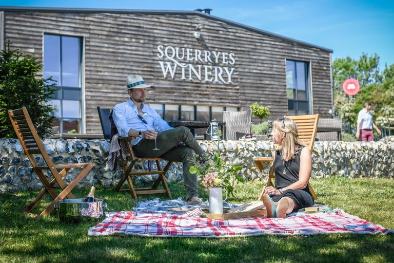 5ede49d65ff3f65f4c3f1a89 picnic squerryes 768x512