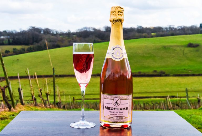 Meophams English Sparkling Brut Rose 1 768x518